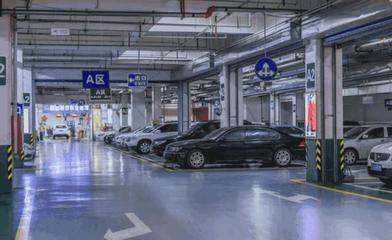 地下停車場的洗車店為何如此火爆？停車服務(wù)的隱藏商機(jī)揭秘